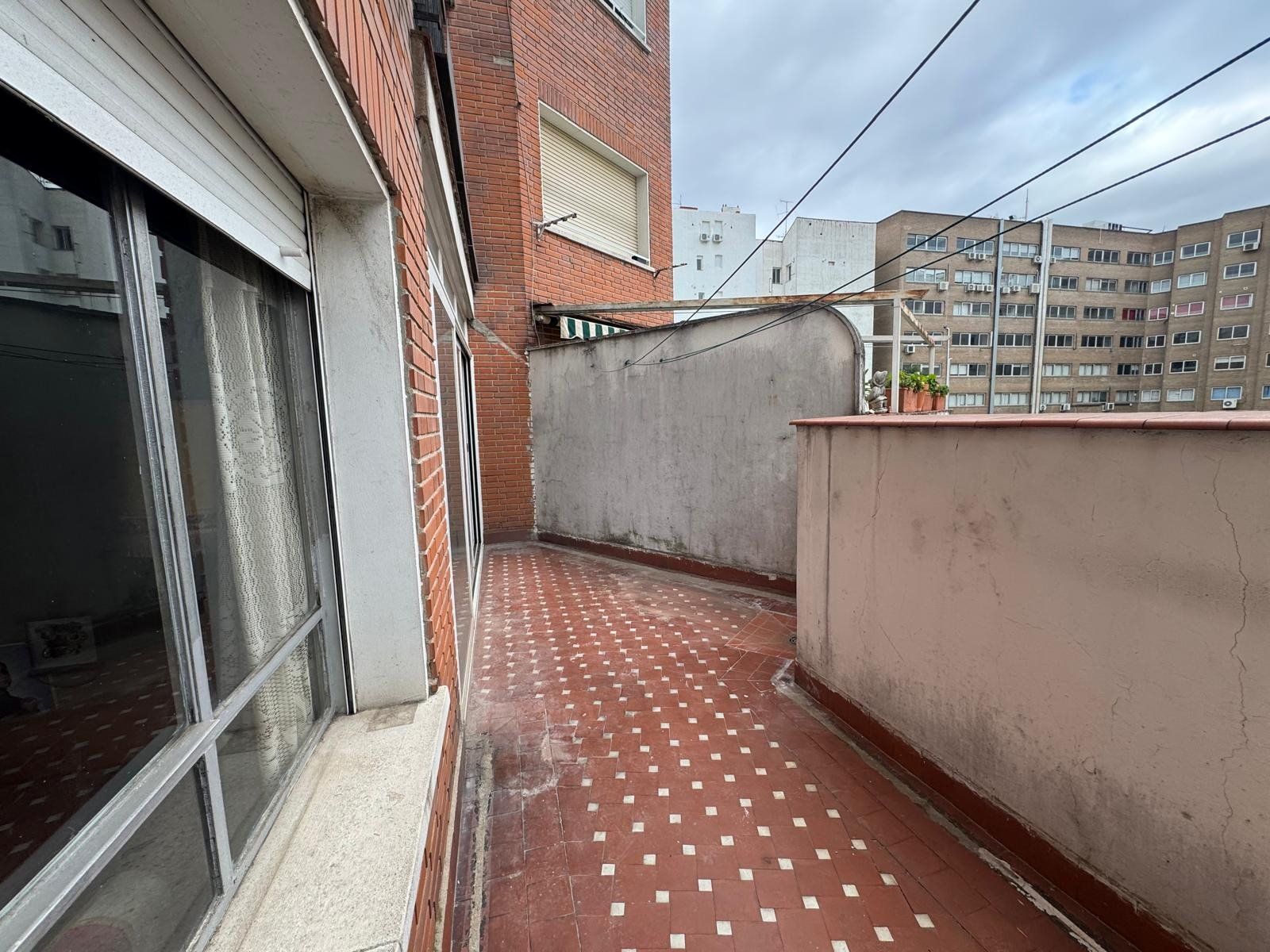 Terrace of Flat for sale in  Madrid Capital  with Heating, Parquet flooring and Terrace