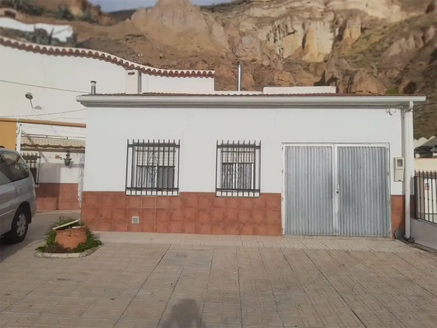 Vista exterior de Planta baixa en venda en Gorafe amb Jardí privat, Traster i Moblat