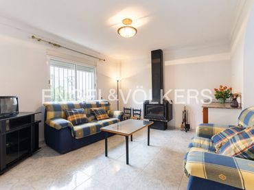 Casa con jardín en venta en Oliva pueblo