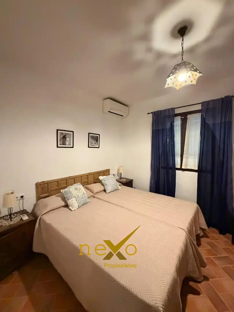 Chalet con piscina en venta en Carmona, imagen 14