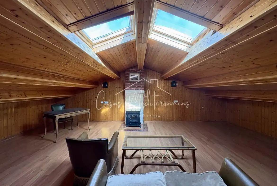 Casa aparellada amb terrassa en venda a Carrer Artur Martorell, imagen 25