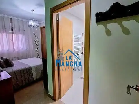 Wohnung zum Verkauf in La Gineta mit Heizung, Terrasse und Möbliert