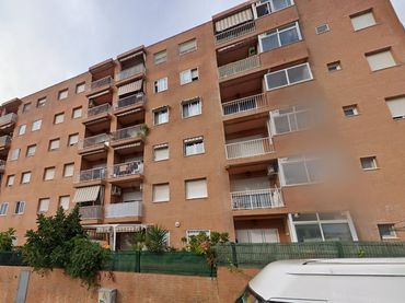 Aparcament en venda a C/ Violant D´Hongria