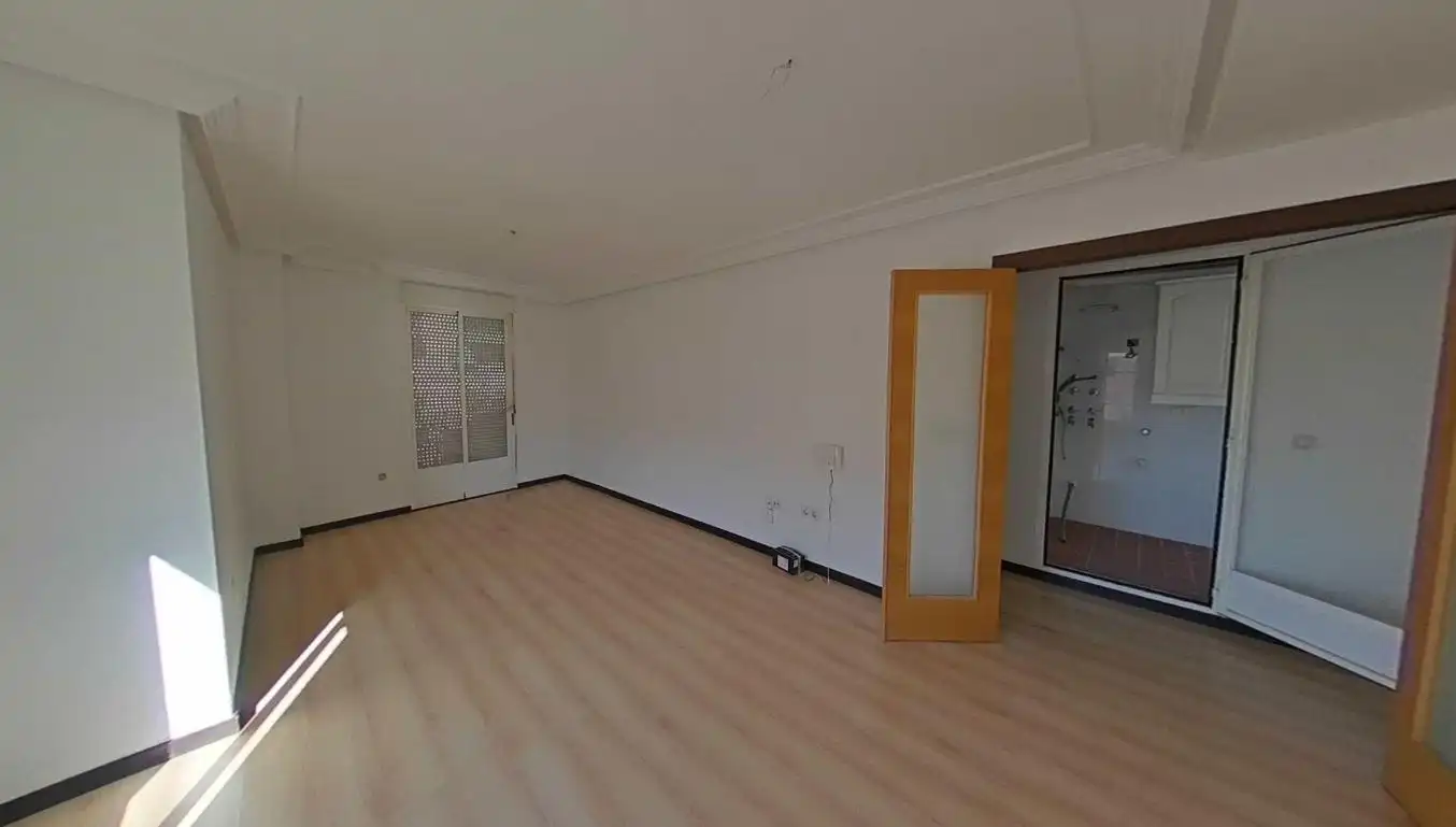 Sala d'estar de Pis en venda en Linares