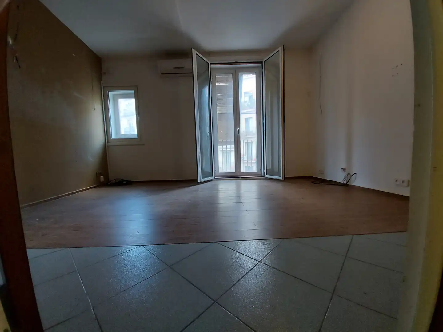 Sala de estar de Piso en venta en Barcelona con Trastero, Horno y Balcón