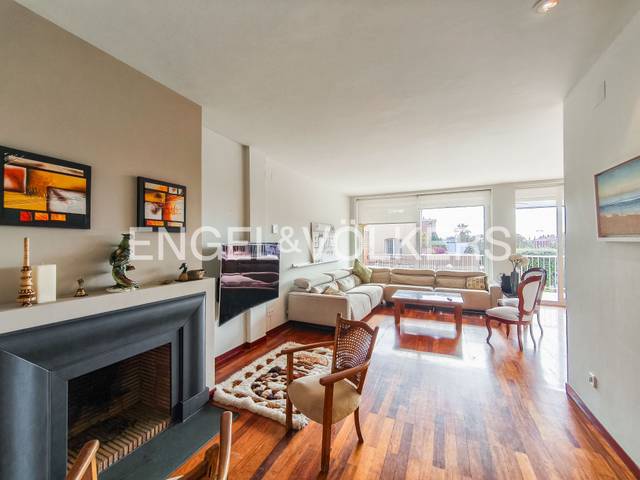 Apartamento en Alquiler en Les Tres Torres