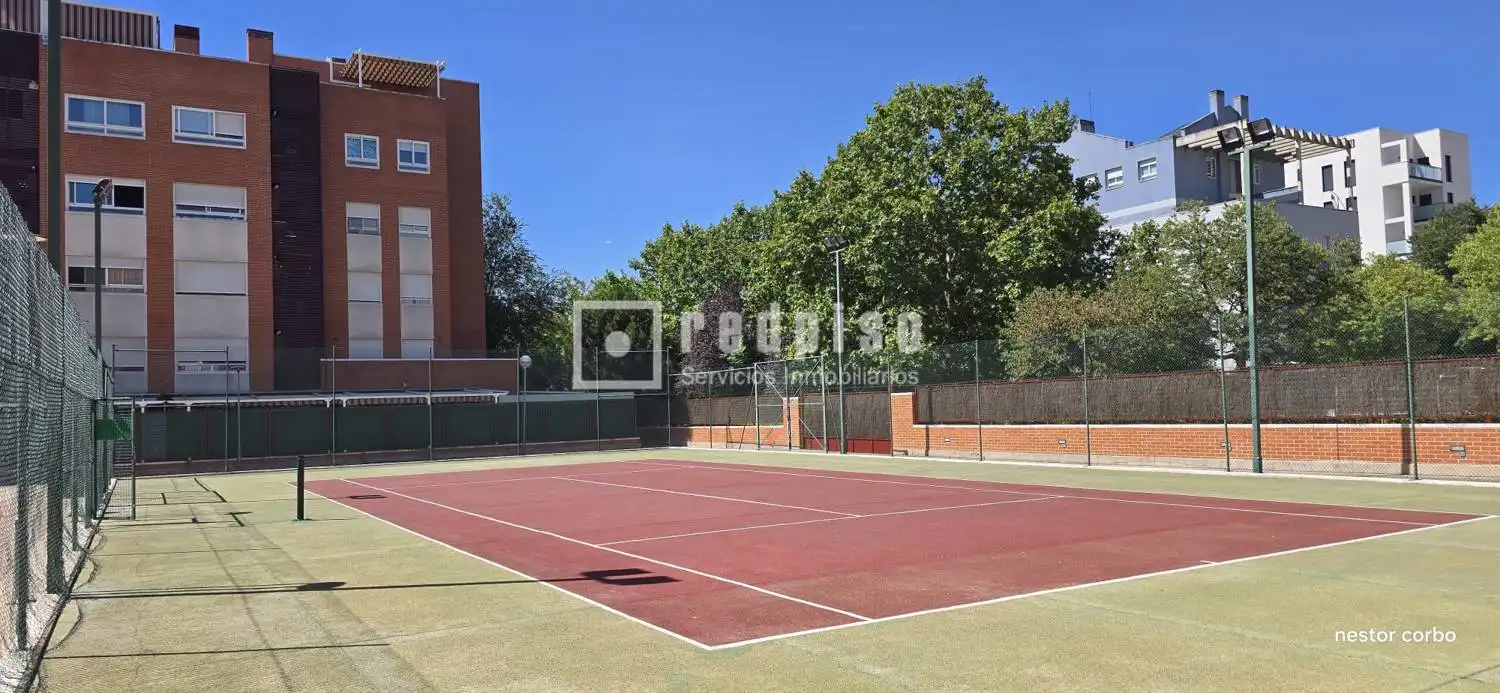 Exterior view of Flat for sale in Torrejón de Ardoz  with Heating, Terrace and Storage room