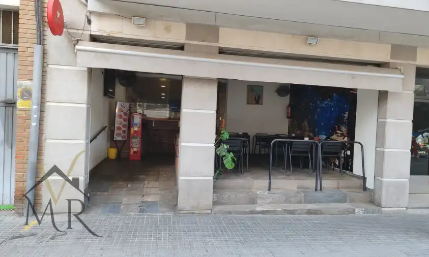 Business premises for transfer in Poblenou, imagen 3