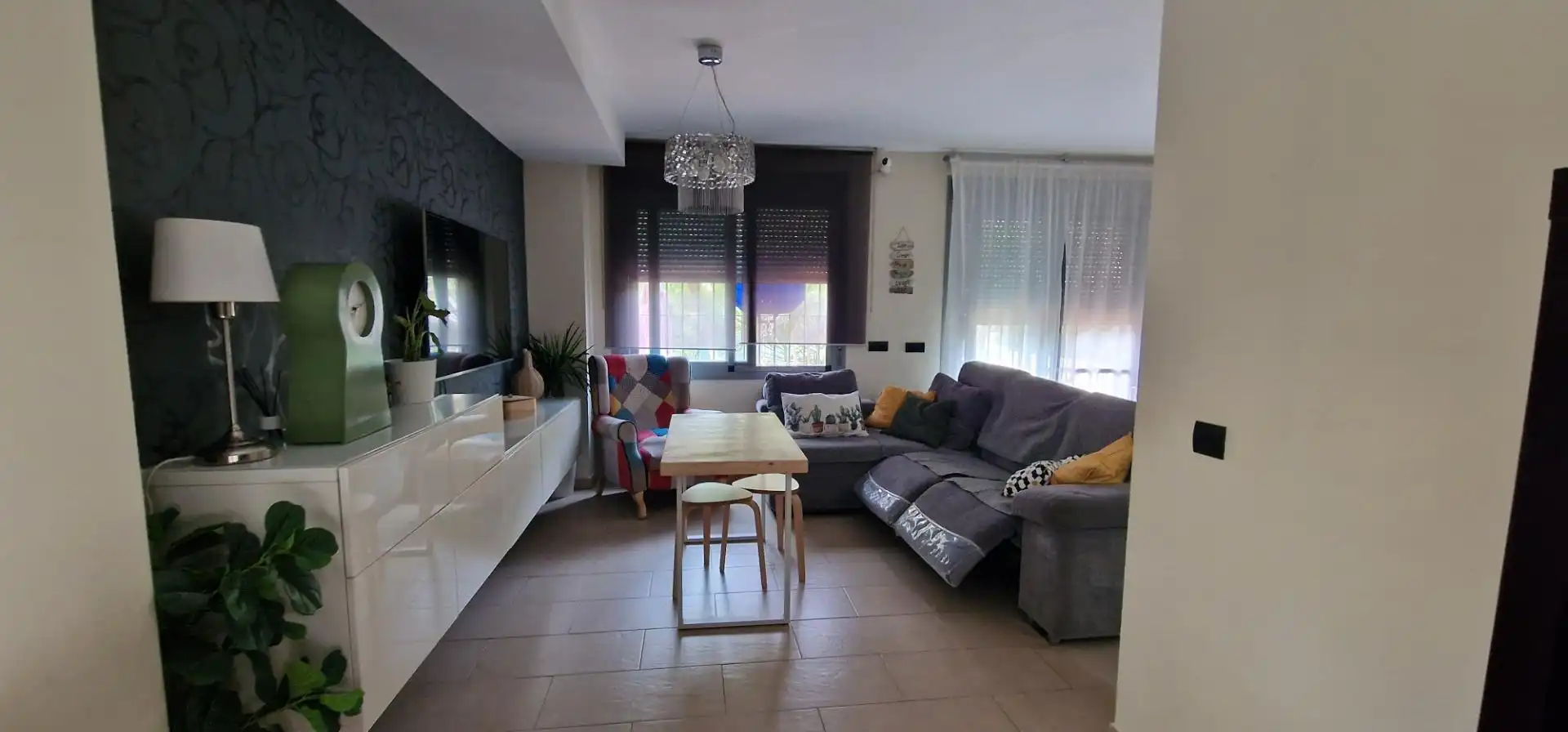 Living room of Detached homes for sale in Málaga  with Air Conditioner, Terrace and Storage room