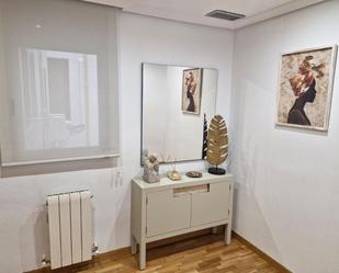 Dormitori de Apartament de lloguer en  Albacete Capital amb Aire condicionat, Terrassa i Balcó