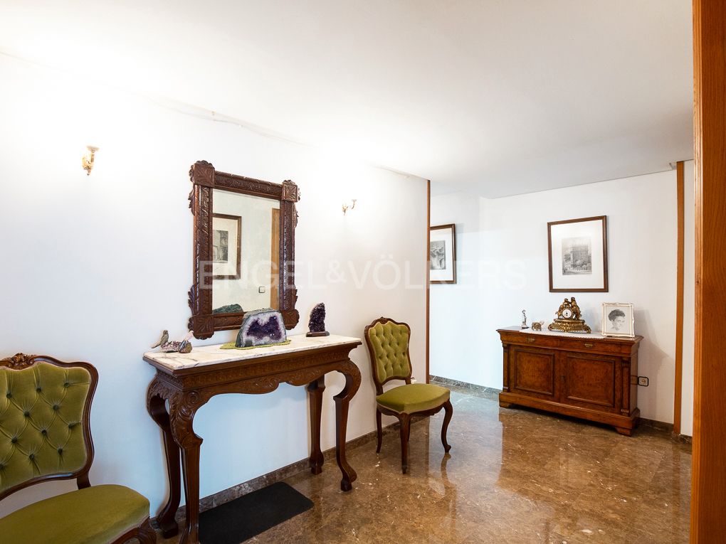 Piso en venta en  Valencia Capital con Aire acondicionado, Calefacción y Balcón