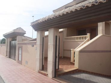 Maison mitoyenne avec piscine à vendre à Centro