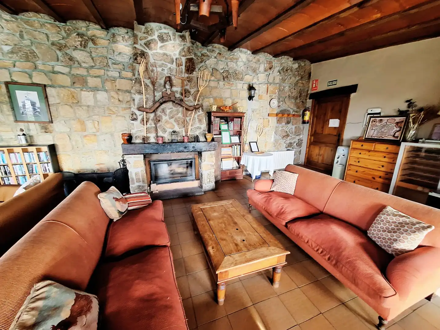 Casa o chalet en venta en El Hoyo de Pinares  con Calefacción, Jardín privado y Terraza