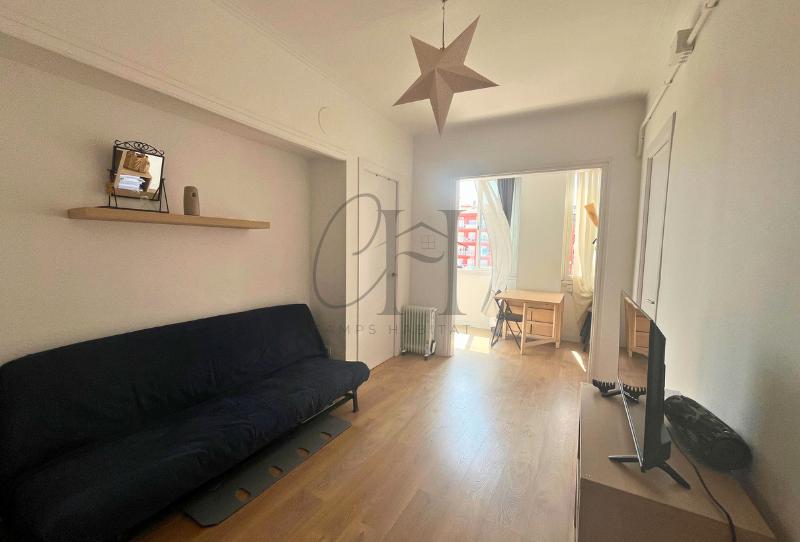 Photo 1 of Flat for rent to own in Carrer de Mallorca, Sagrada Família, Barcelona