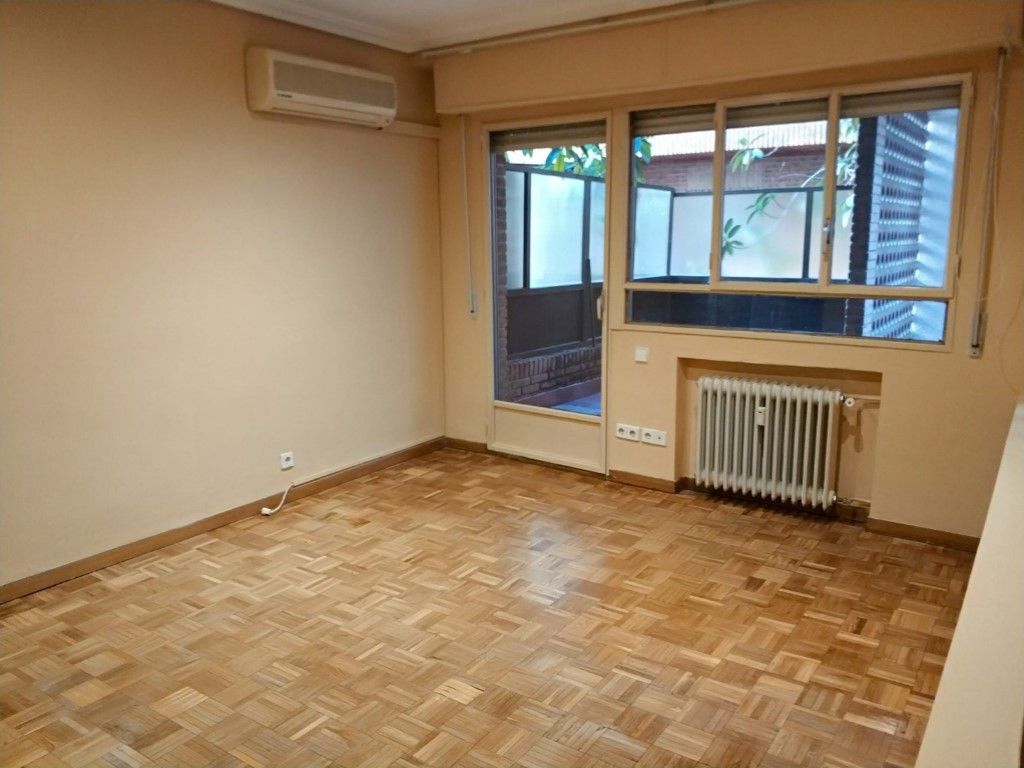 Dormitori de Apartament en venda en Cáceres Capital amb Aire condicionat i Calefacció