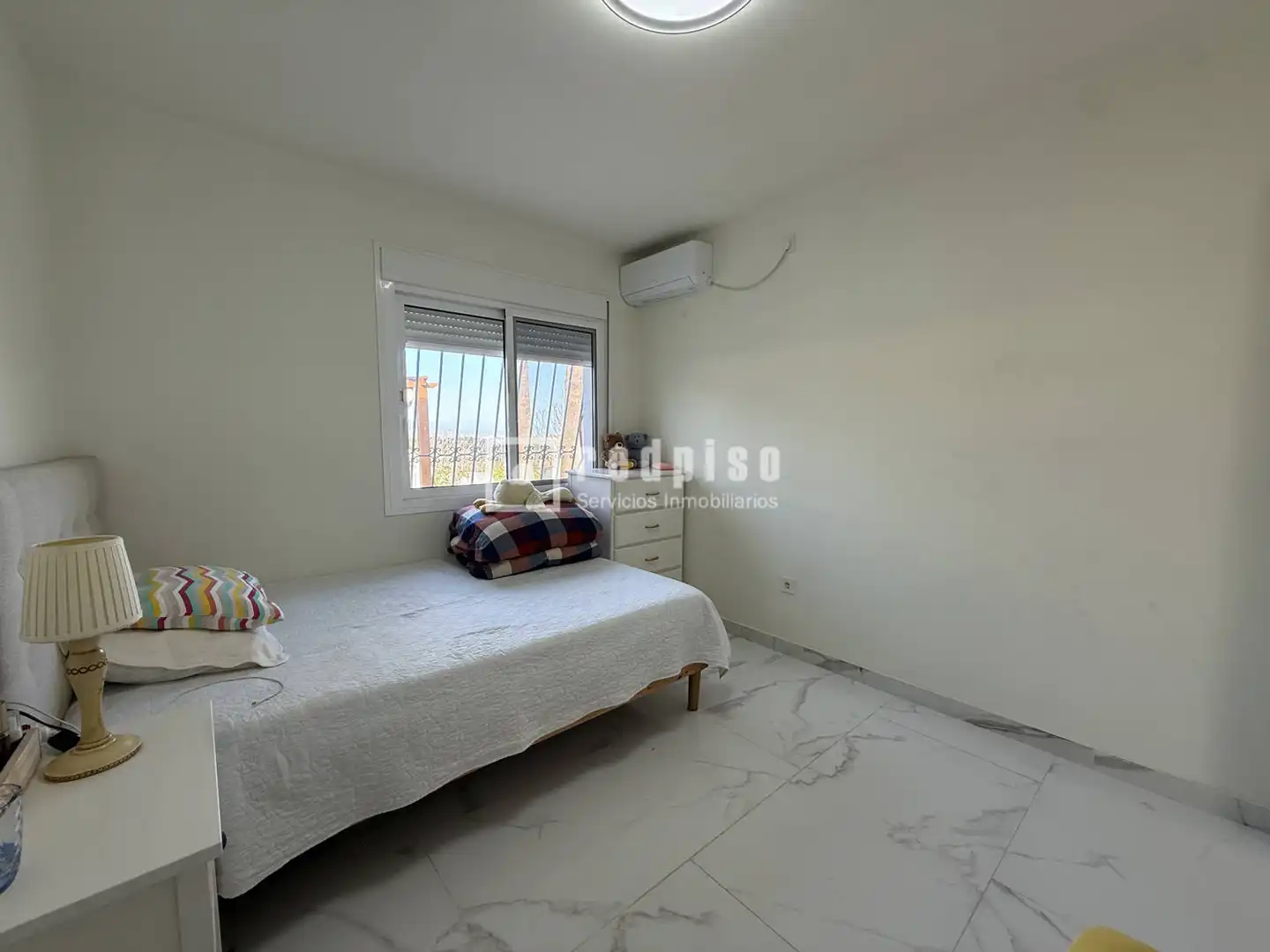 Bedroom of Houses for sale in Málaga  with Air Conditioner, Private garden and Furnished