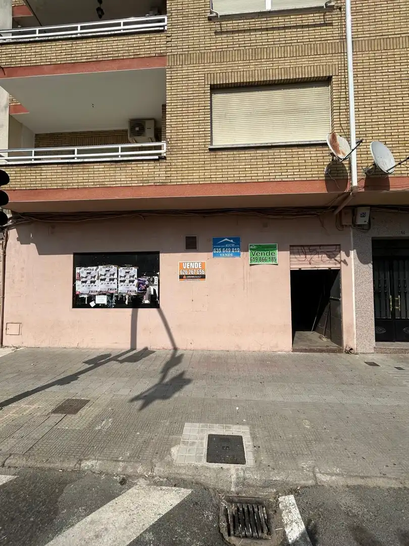 Local comercial en venda a Moraleja