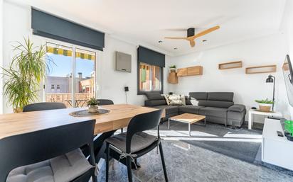 Sala d'estar de Pis en venda en Reus amb Aire condicionat, Balcó i Domòtica