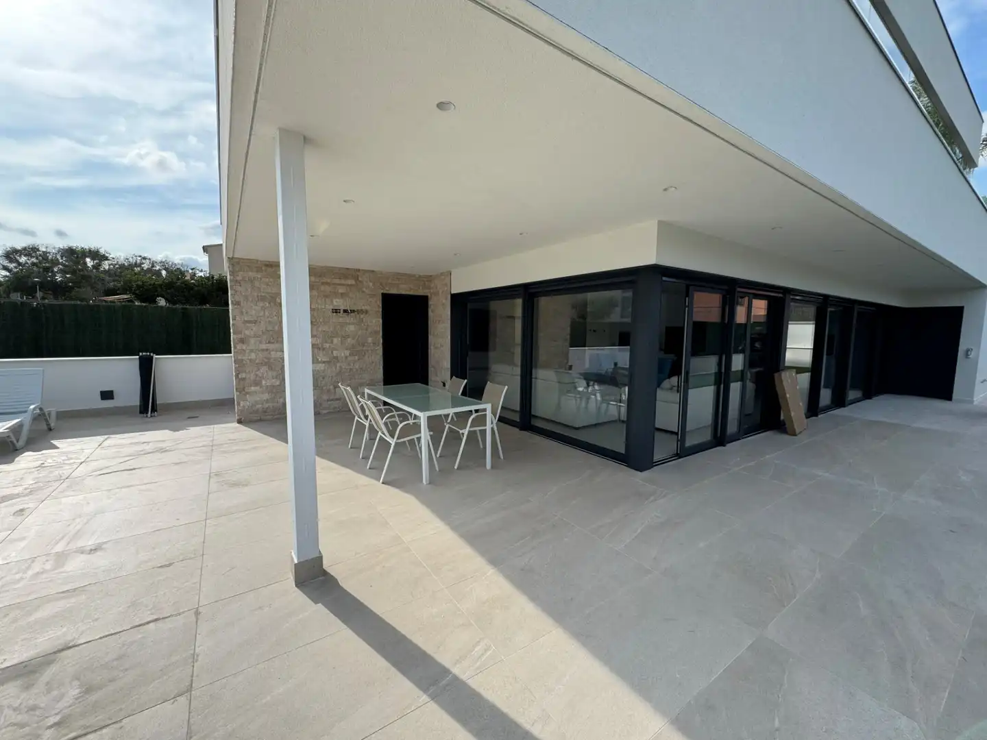 Casa con terraza en venta en Carrer del Cardenal, imagen 2