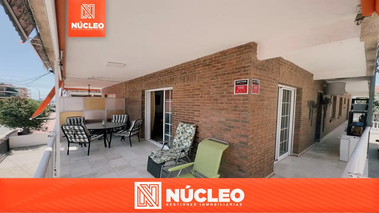 Apartment with terrace for sale in Calle Toledo 31