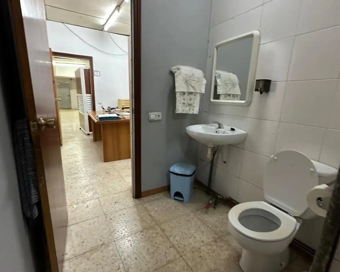 Local comercial en venda a Centre, imagen 7
