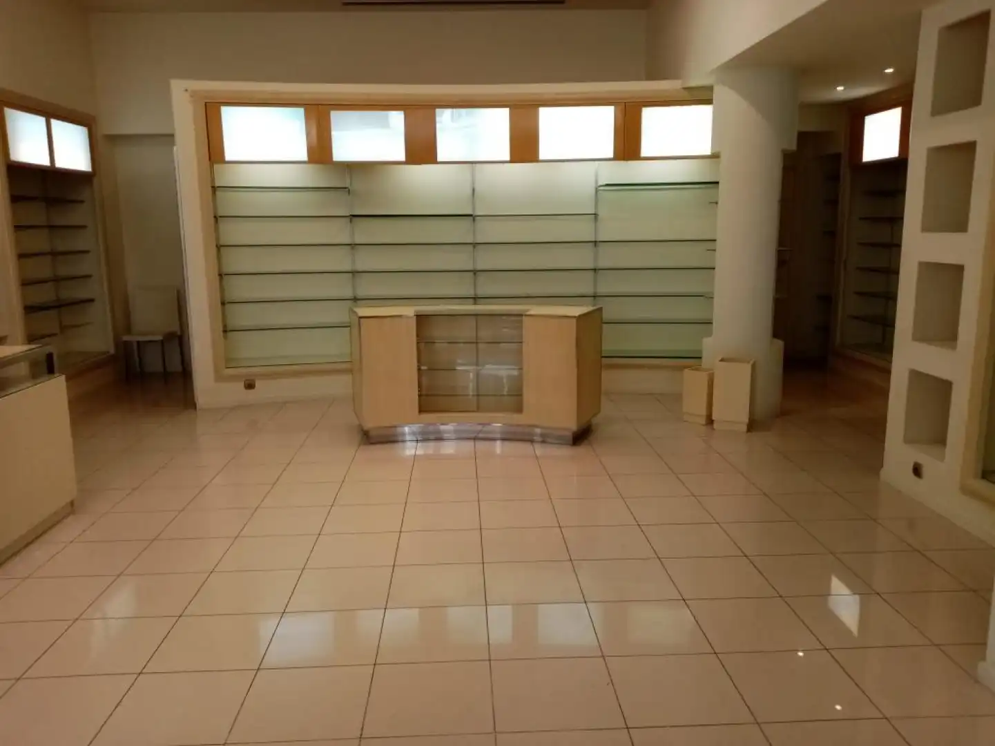 Local comercial en venta en Logroño - doctores castroviejo