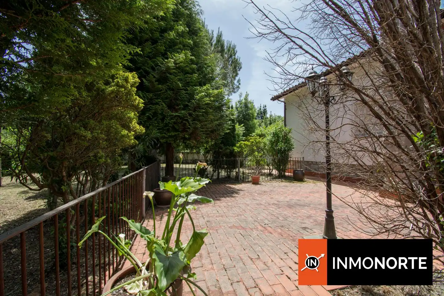 Jardín de Casa o chalet en venta en Laredo con Calefacción, Jardín privado y Terraza