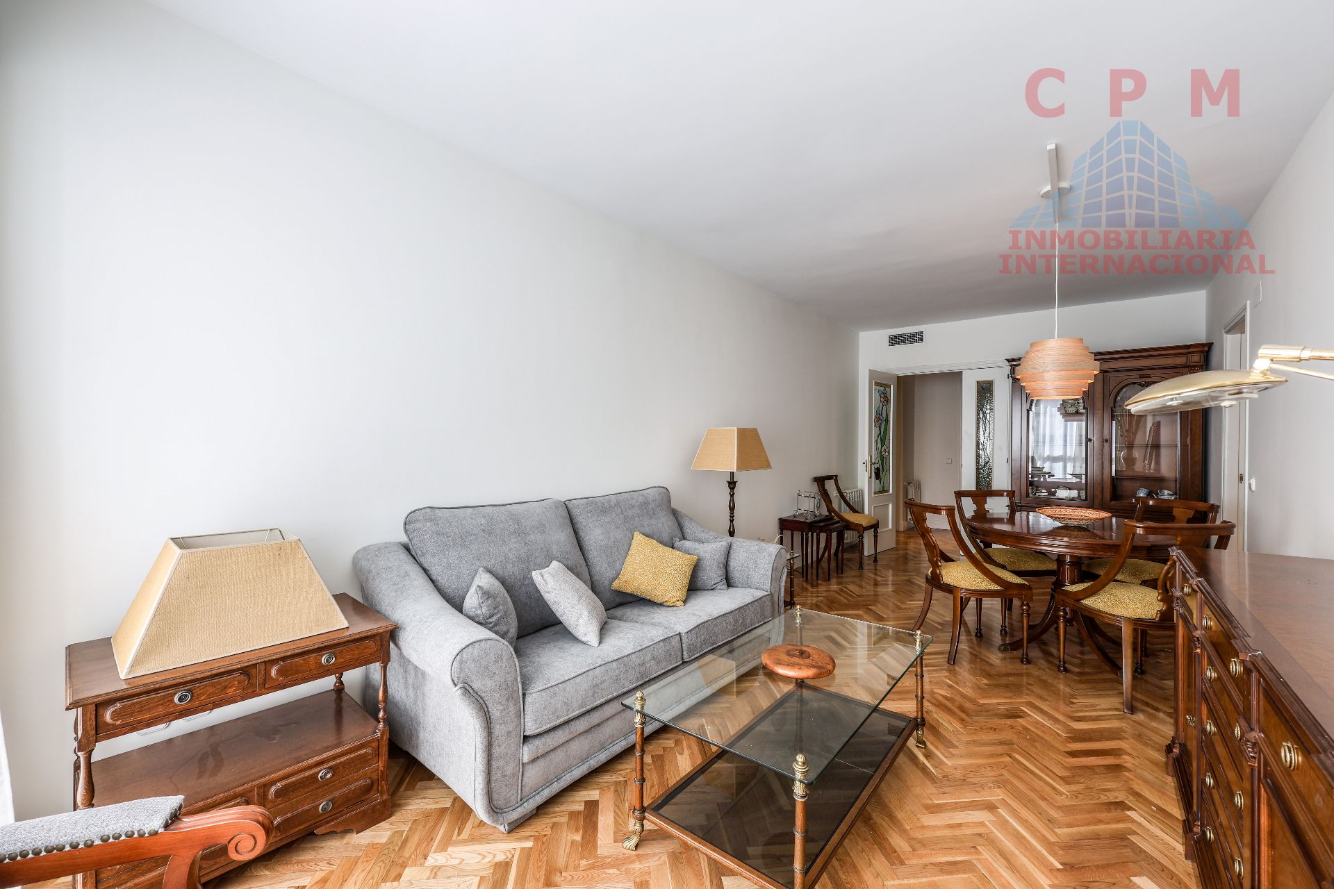 Sala d'estar de Pis de lloguer en  Madrid Capital amb Aire condicionat, Calefacció i Parquet