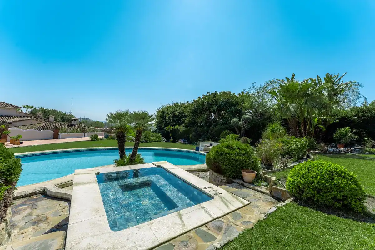 Villa mit Pool zum Verkauf in El Paraíso, imagen 20