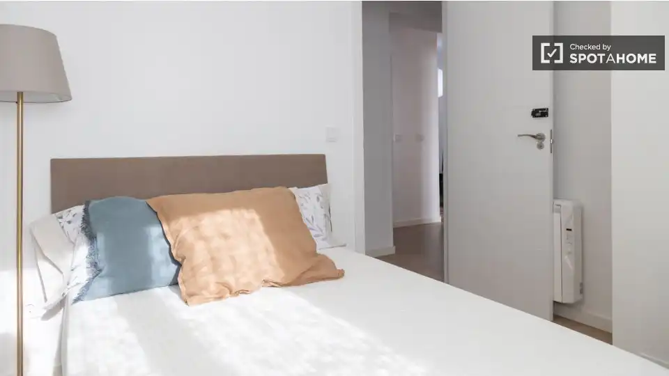 Habitación de Piso para compartir en Madrid con Aire acondicionado, Calefacción y Terraza