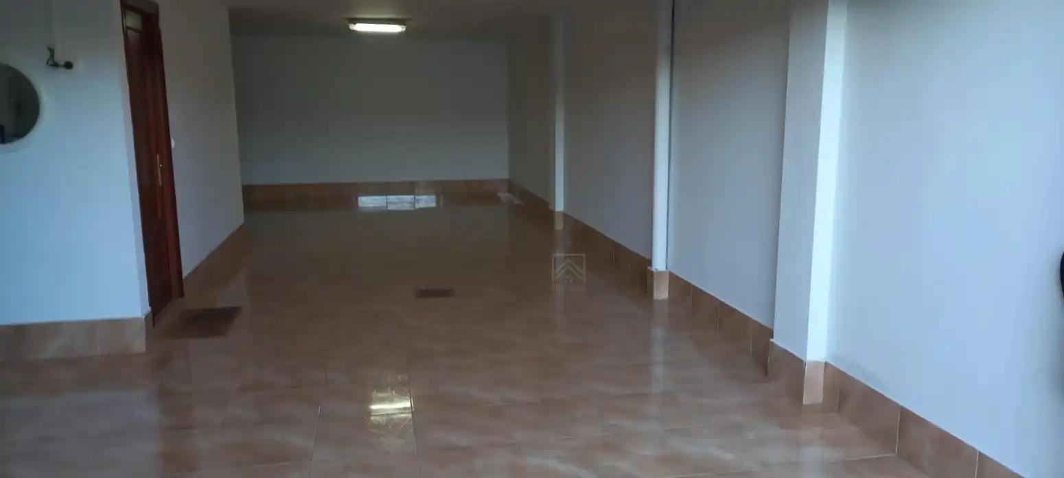 Casa adosada de lloguer en Reocín amb Calefacció