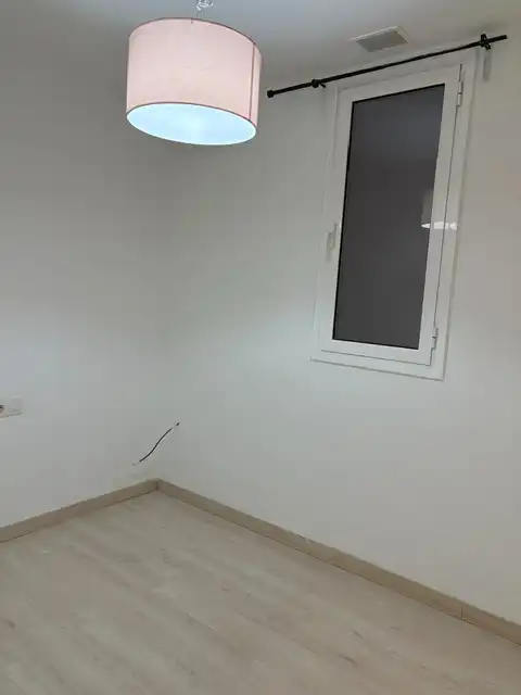 Wohnung zur Miete in Carrer de Rocafort, La Nova Esquerra de l'Eixample