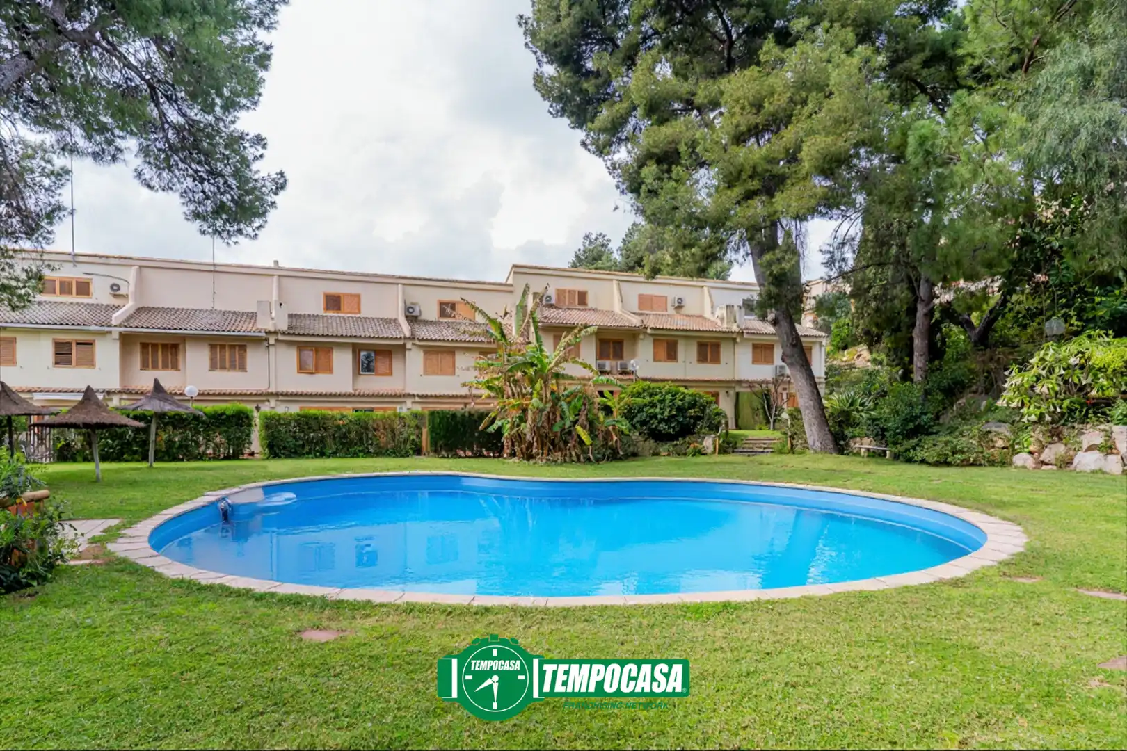 Casa a schiera con terrazza in vendita a Avinguda Guillem Tatay, imagen 5