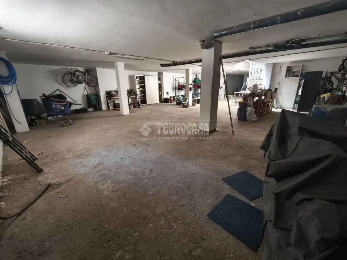 Local en venta en Parla