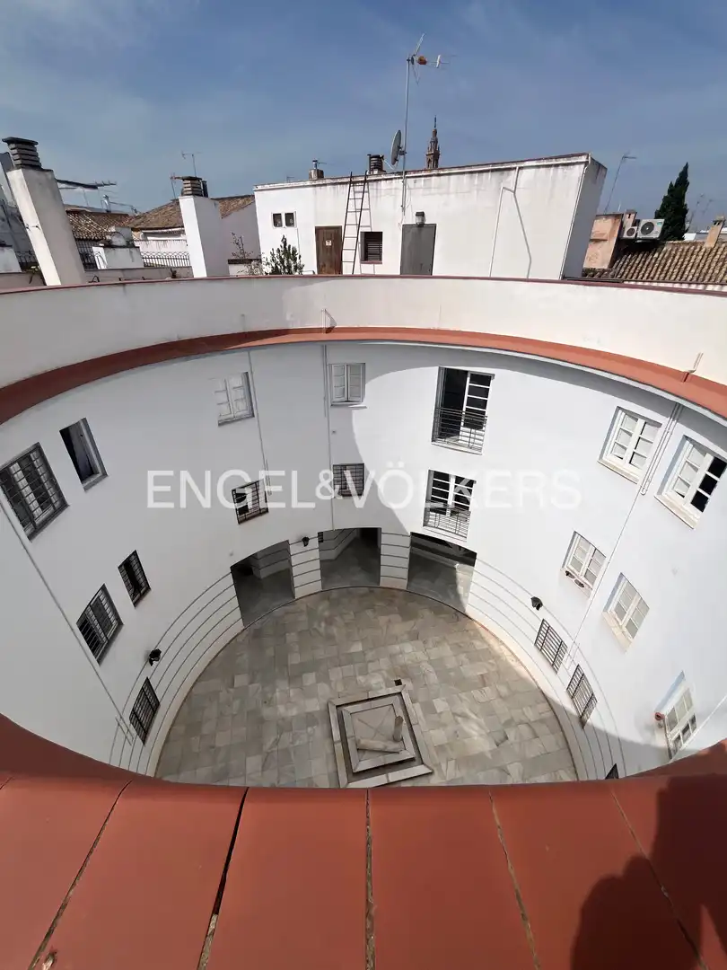 Vista exterior de Pis de lloguer en Sevilla amb Aire condicionat, Calefacció i Moblat