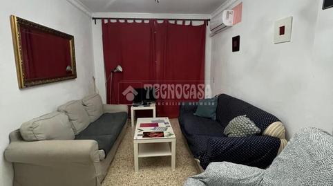 Foto 2 de Pis en venda a C. Urbión, El Plantinar – Avda. La Paz - El Juncal, Sevilla