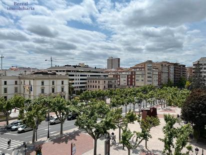 Exterior view of Flat for sale in  Logroño  with Heating and Terrace