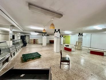 Local comercial en venda a Lluís Vives