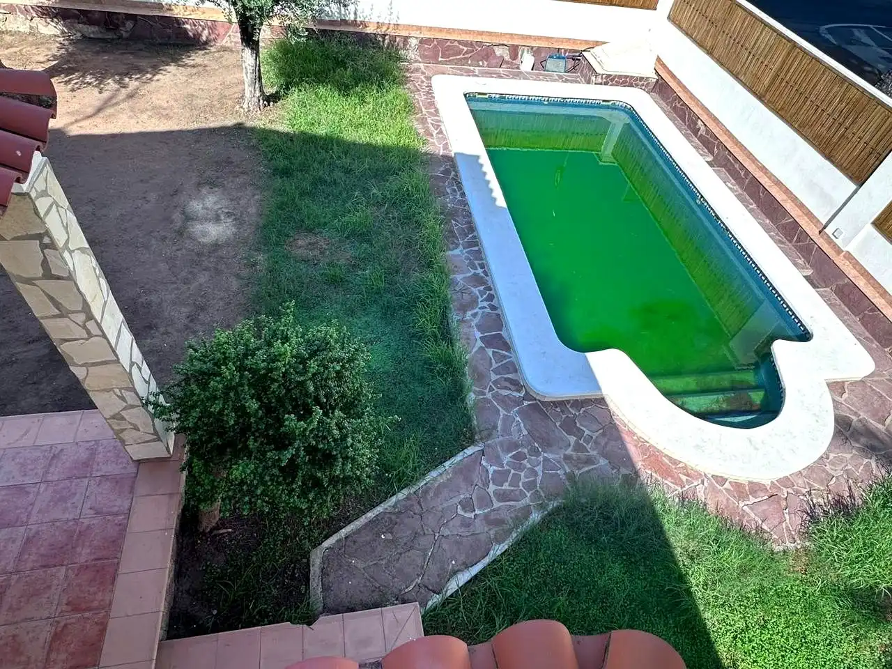 Schwimmbecken von Haus zum Verkauf in Benicasim / Benicàssim mit Klimaanlage, Privatgarten und Terrasse