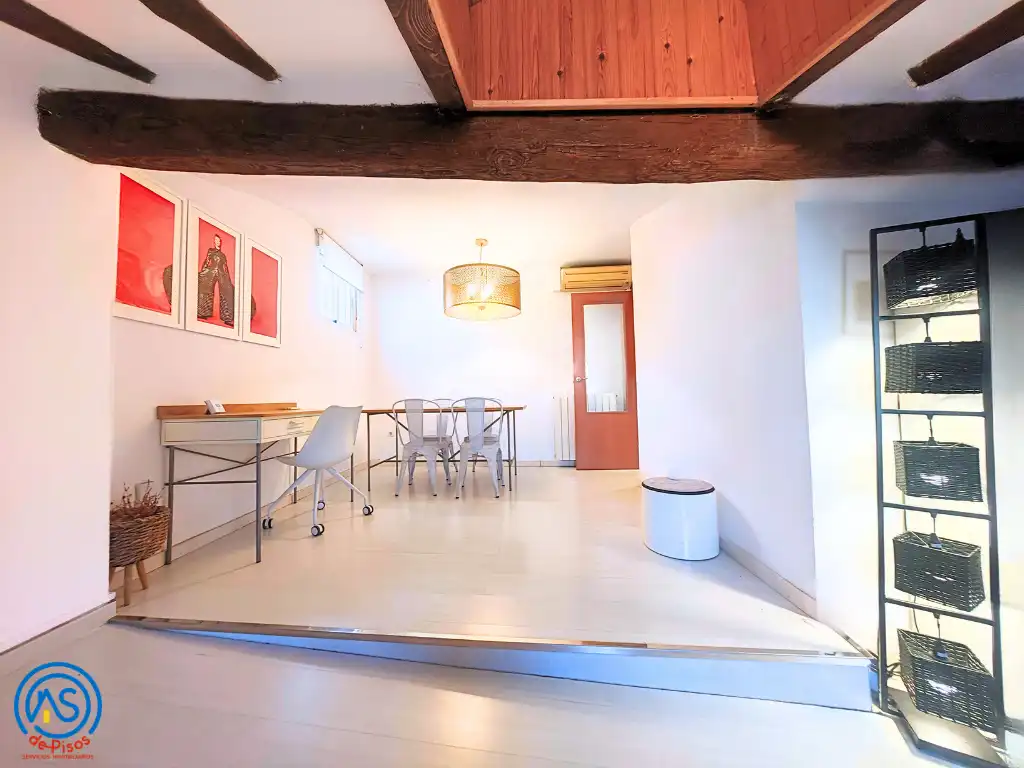 Wohnung zur Miete in Calle de Santa Isabel, 13, Alfonso