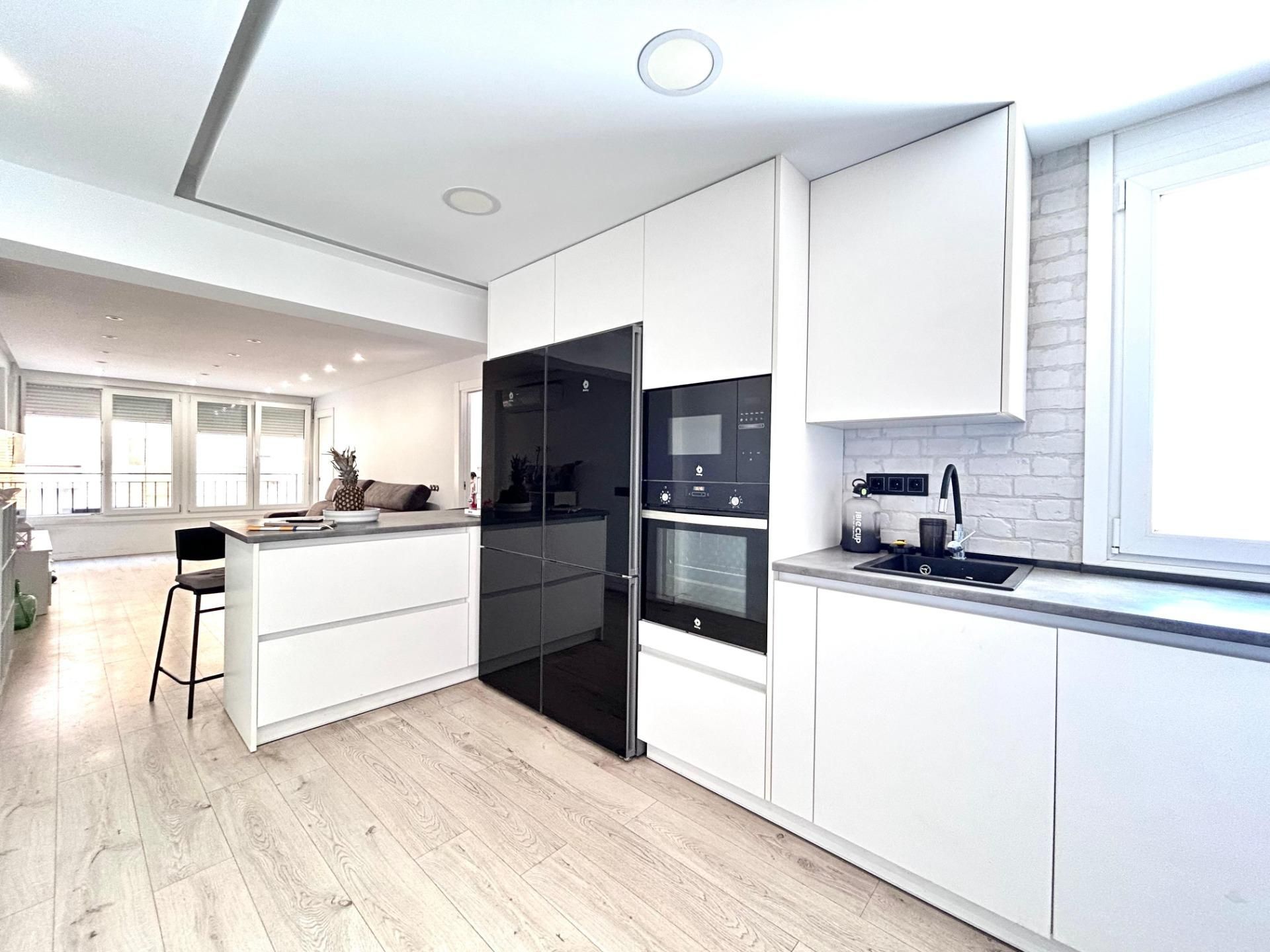 Cuina de Pis en venda en  Almería Capital amb Aire condicionat i Calefacció