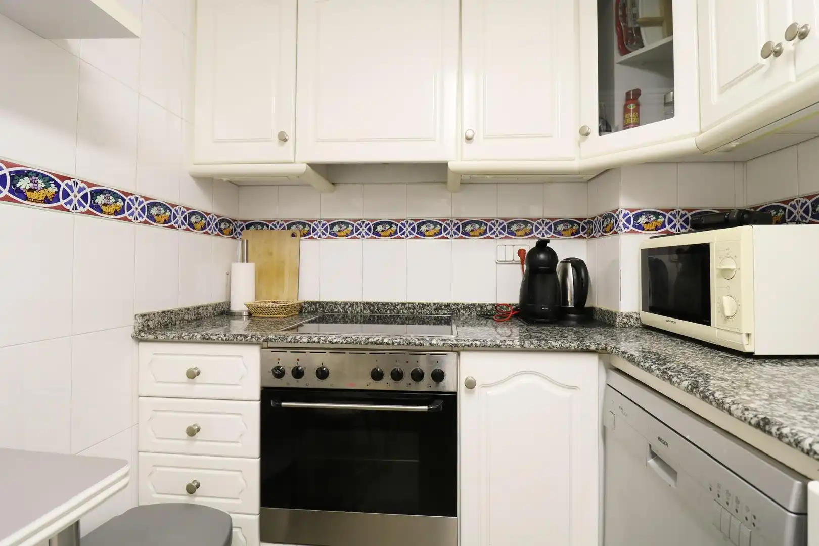 Kitchen of Flat for rent in Elche / Elx  with Air Conditioner, Furnished and Balcony