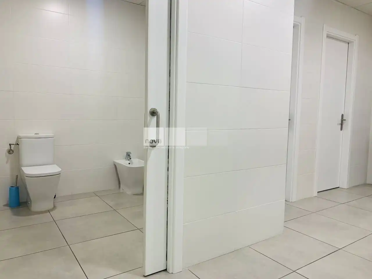 Baño de Oficina de alquiler en Tona