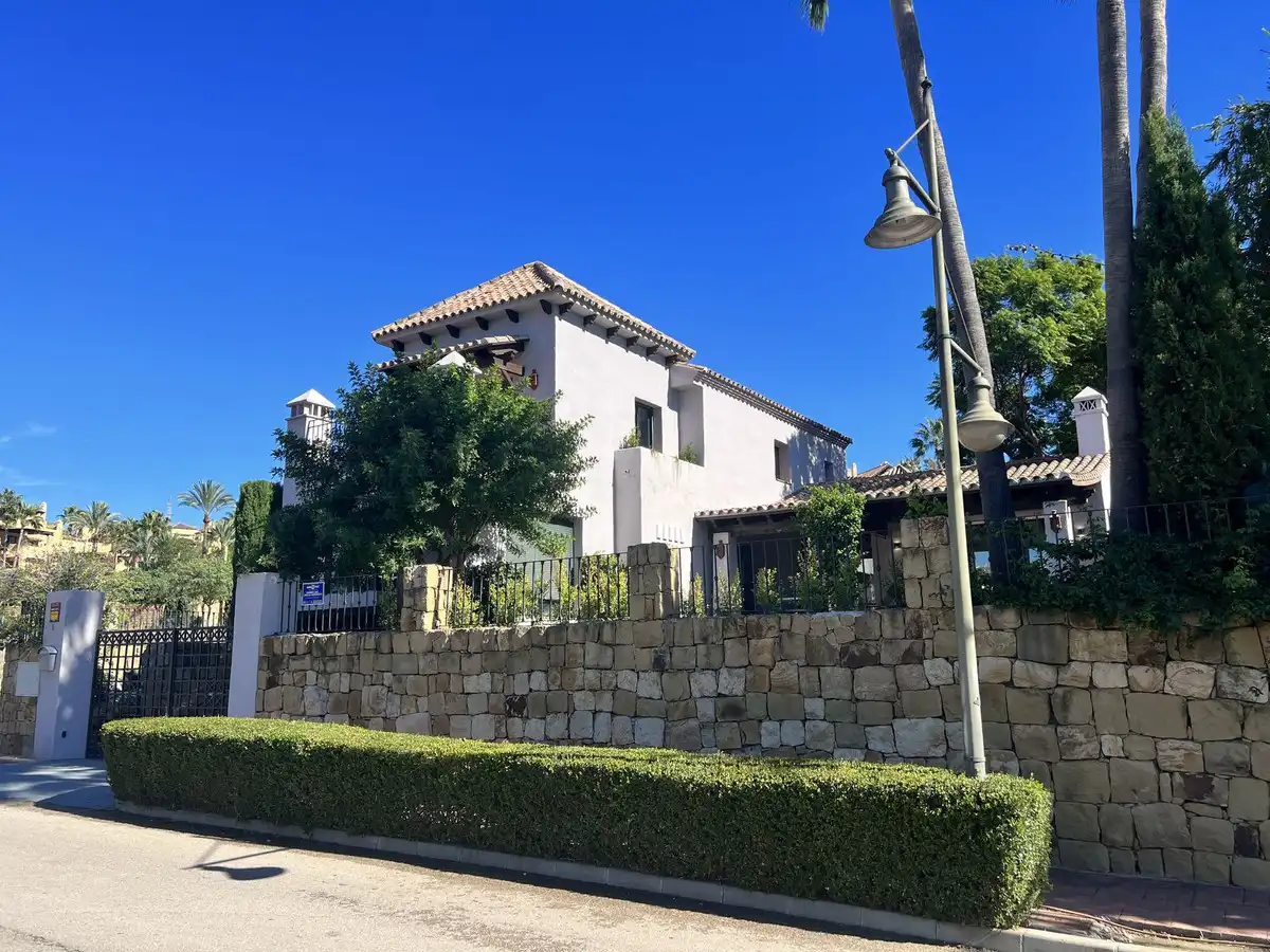 Chalet con piscina en venta en Benamara - Atalaya, imagen 2
