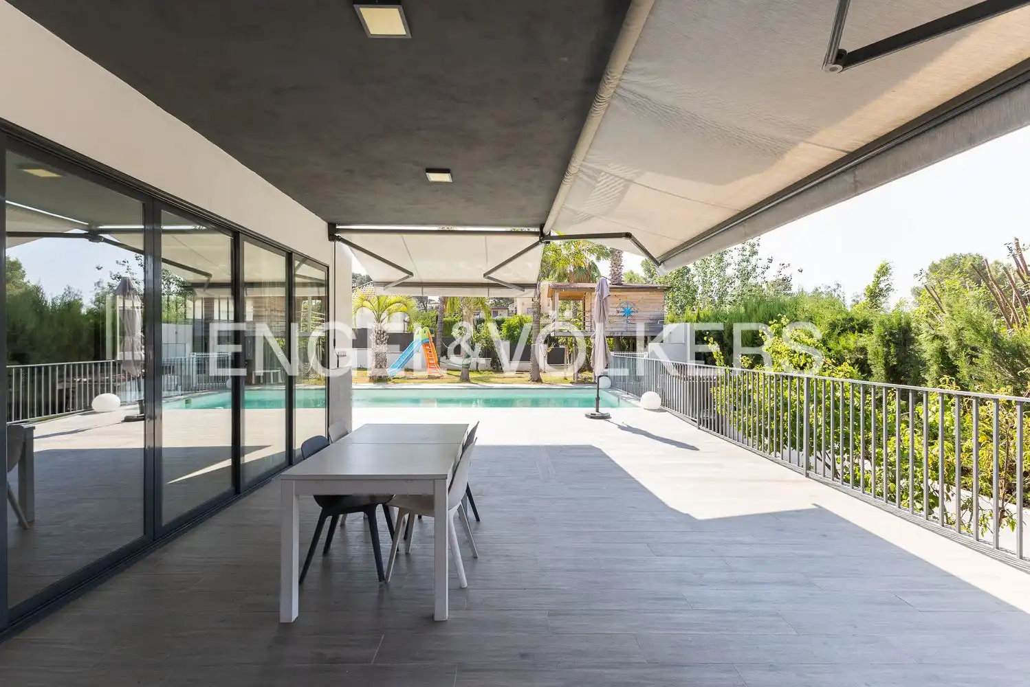 Terraza de Casa o chalet en venta en Torrent con Aire acondicionado, Calefacción y Jardín privado