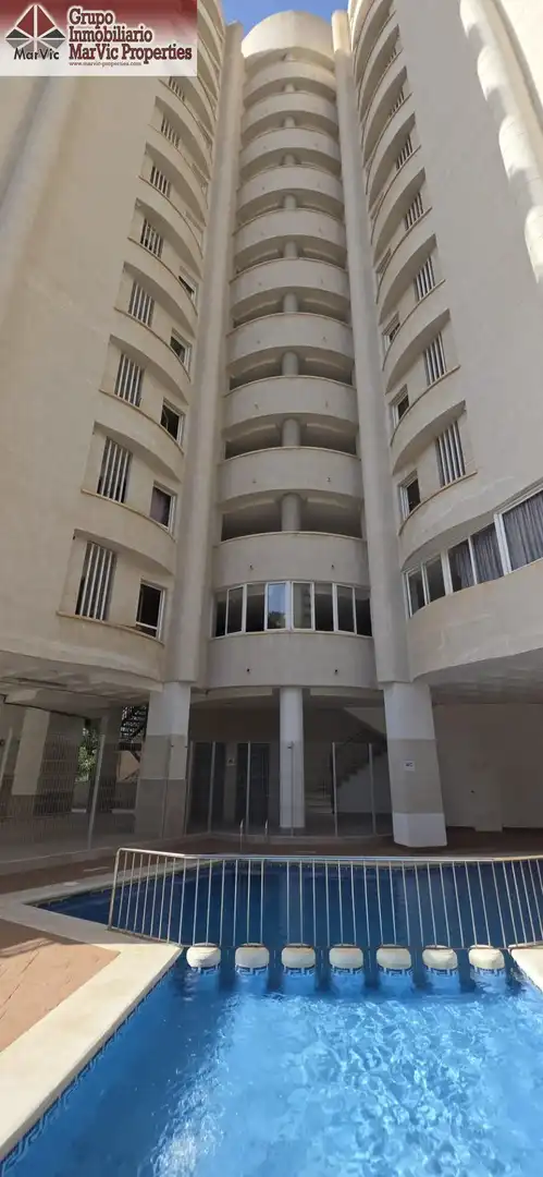 Außenansicht von Wohnung zur Miete in Benidorm mit Möbliert und Gemeinschaftspool