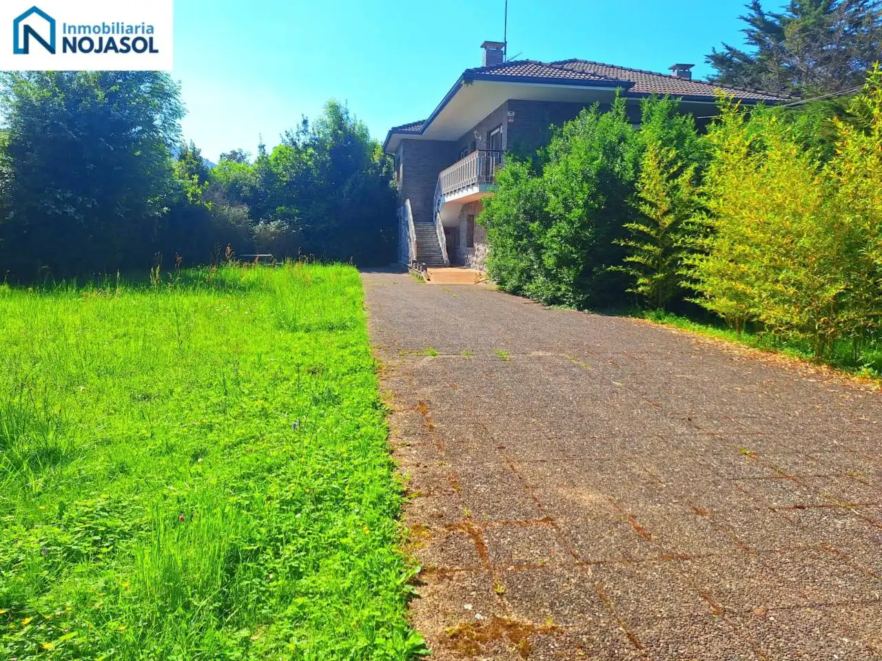 Casa o xalet en venda en Noja amb Calefacció i Terrassa