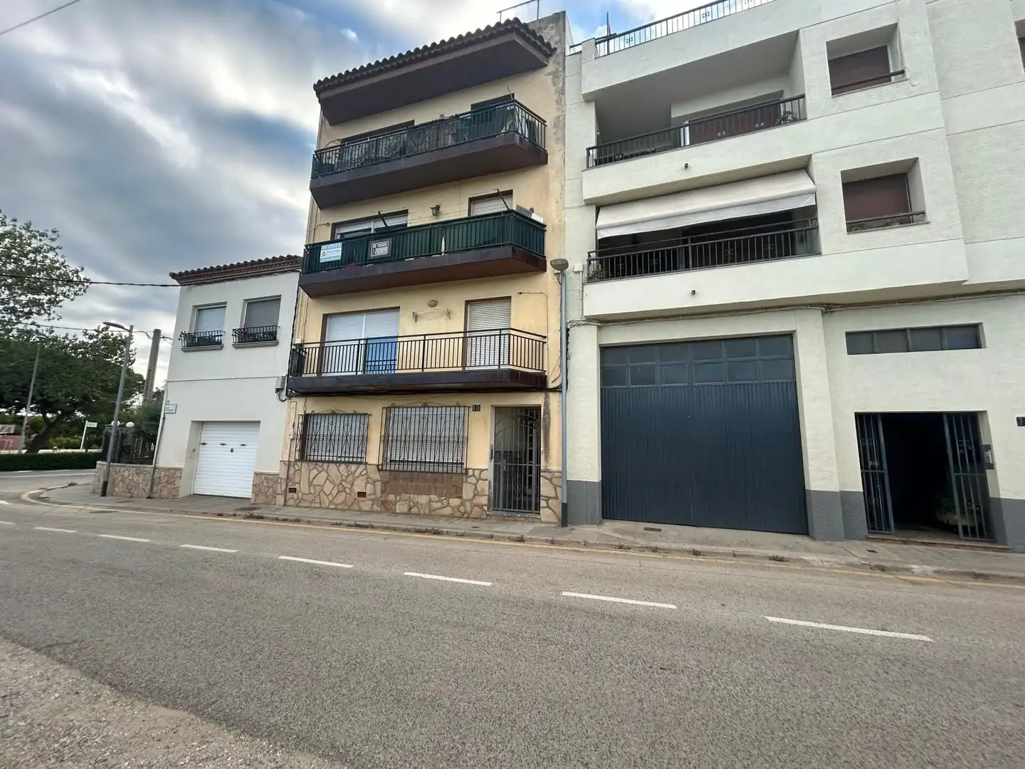Vista exterior de Apartamento en venta en Roses con Calefacción, Terraza y Trastero