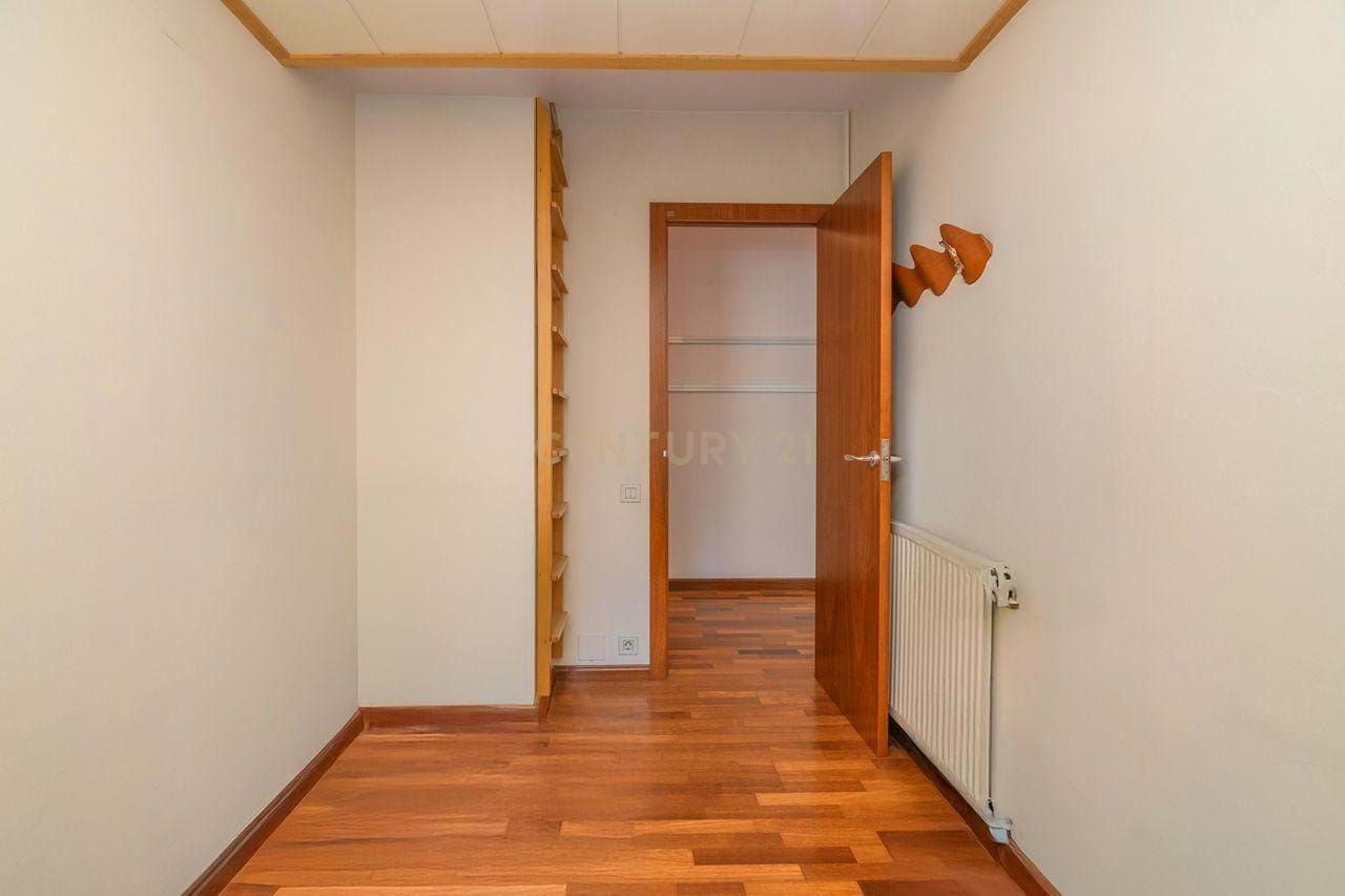 Flat for sale in  Barcelona Capital  with Air Conditioner and Terrace