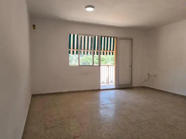 Dormitori de Pis en venda en Náquera